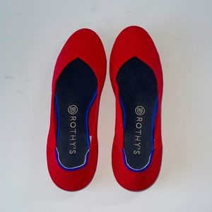 Rothy’s “Cherry Solid” in The Flat